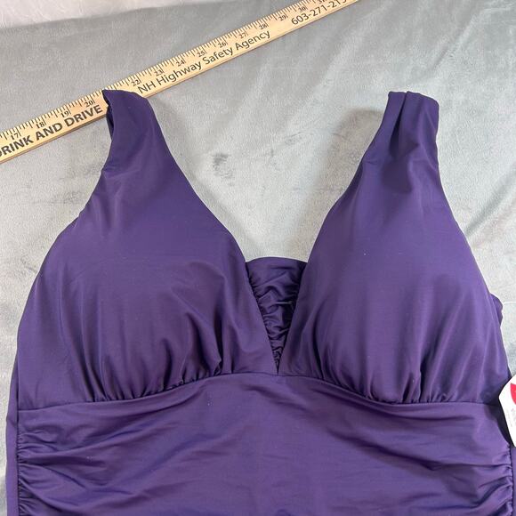 Lands' End Women's Slendersuit Grecian Low Leg One Piece Swimsuit - Picture 2 of 8